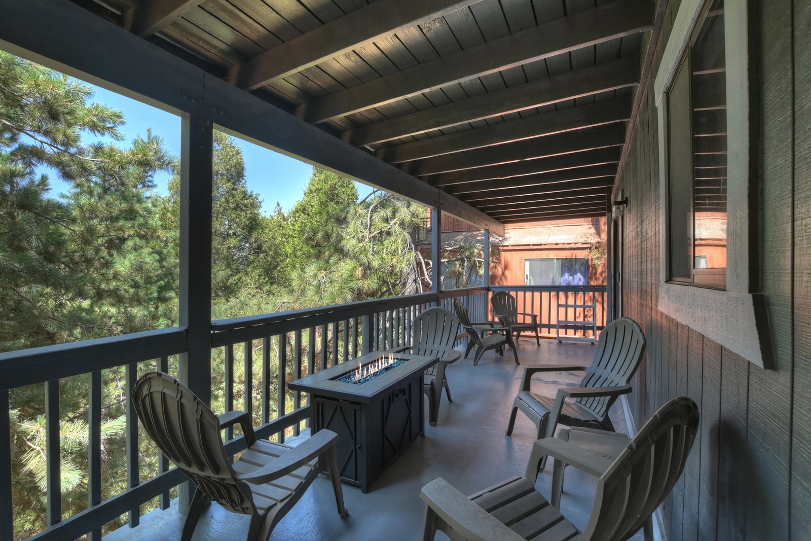 Bottom balcony